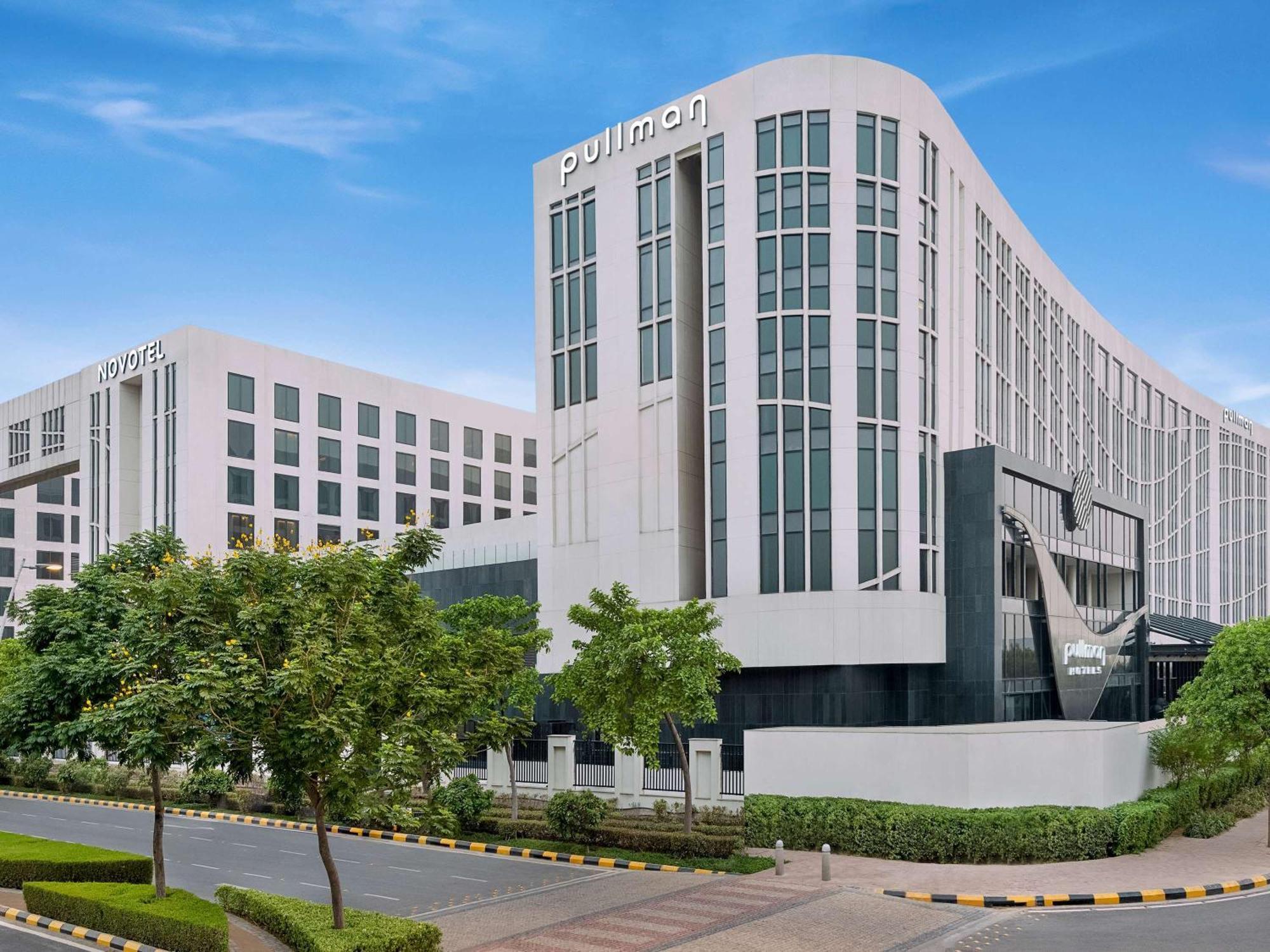 Pullman New Delhi Aerocity An Accor Hotels Brand Exterior photo